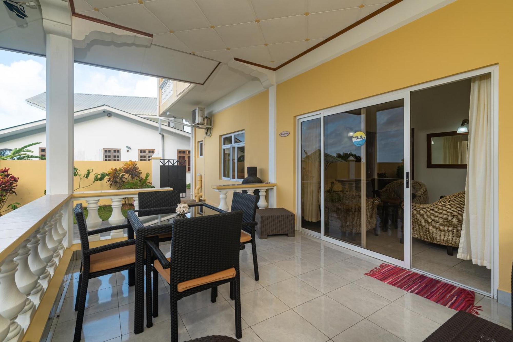 East Horizon Self Catering Apartment Au Cap ภายนอก รูปภาพ