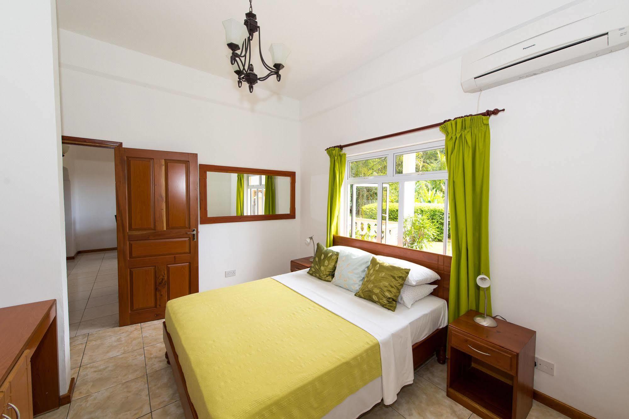 East Horizon Self Catering Apartment Au Cap ภายนอก รูปภาพ